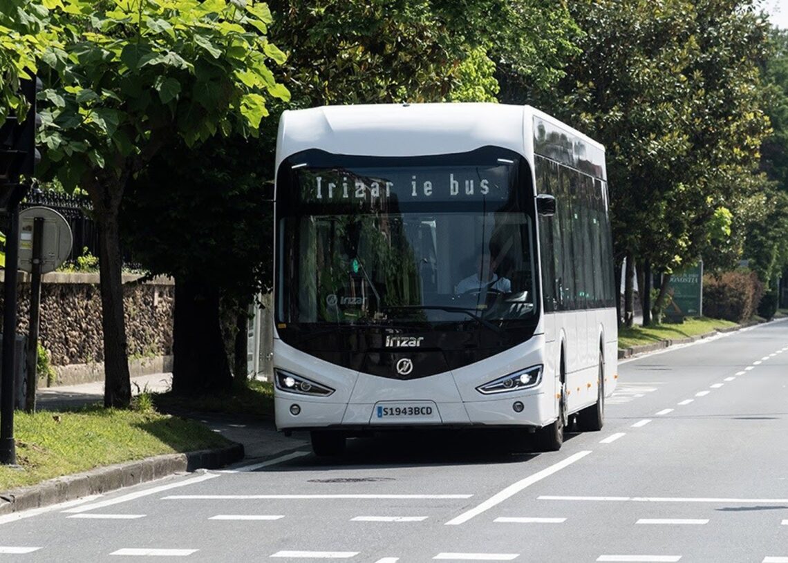 Archivo - Irizar e-mobility firma un contrato para el suministro de autobuses eléctricos en PoloniaIRIZAR - Archivo