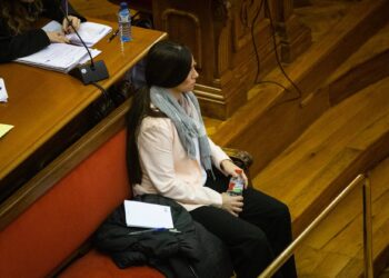 Archivo - La acusada Rosa Peral de 36 años, agente de la Guardia Urbana y novia del fallecido Pedro sentada en el banquilloDavid Zorrakino - Europa Press - Archivo