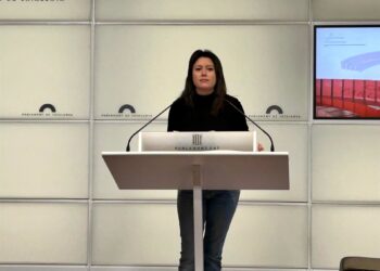 La diputada de la CUP en el Parlament Laure Vega en una rueda de prensaEUROPA PRESS