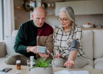 Pacientes anticoagulados y cardiovasculares piden acabar con las desigualdades de acceso a la atención en EspañaAMAC
