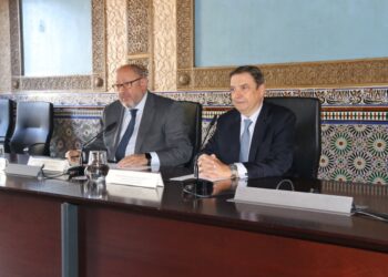 El rector de la UCO, Manuel Torralbo, y el ministro de Agricultura, Luis Planas, durante la clausura de las jornadas.UCO