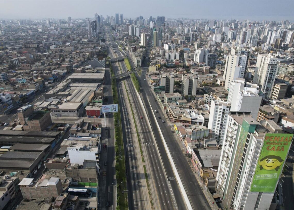 Archivo - Vista aérea de LimaRenato Pajuelo/Agentur Andina/dp / DPA - Archivo