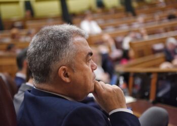 Archivo - El ex secretario de Organización del PSOE Santos Cerdán, durante una sesión de control al Gobierno, en el Congreso de los Diputados, a 21 de mayo de 2025, en Madrid (España).Fernando Sánchez - Europa Press - Archivo