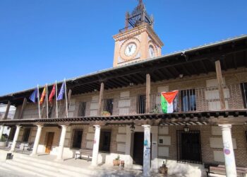 Archivo - Una bandera de Palestina en el balcón del Ayuntamiento de Casarrubuelos (Madrid).AYUNTAMIENTO DE CASARRUBUELOS - Archivo