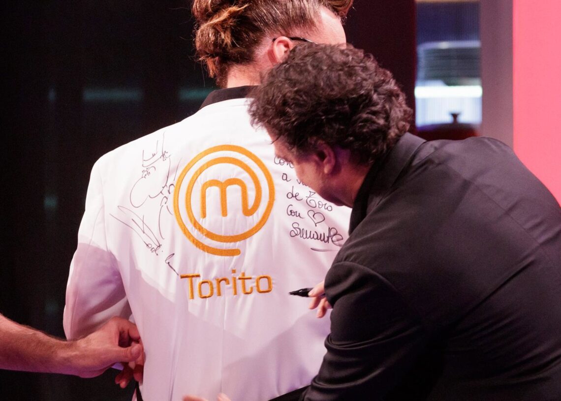 Chaqueta de MasterChef subastada.FUNDACIÓN UNOENTRECIENMIL