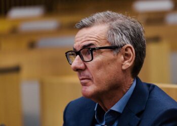 Archivo - El presidente de la CNMV, Carlos San Basilio, inaugura una jornada DE APIE junto con CEOE y Dircom, en la sede de la CEOE, a 15 de septiembre de 2025, en Madrid (España).Carlos Luján - Europa Press - Archivo