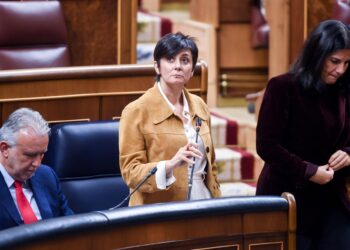 La ministra de Vivienda y Agenda Urbana, Isabel Rodríguez, durante una sesión de control al Gobierno, en el Congreso de los Diputados, a 12 de noviembre de 2025, en Madrid (España). Gustavo Valiente - Europa Press