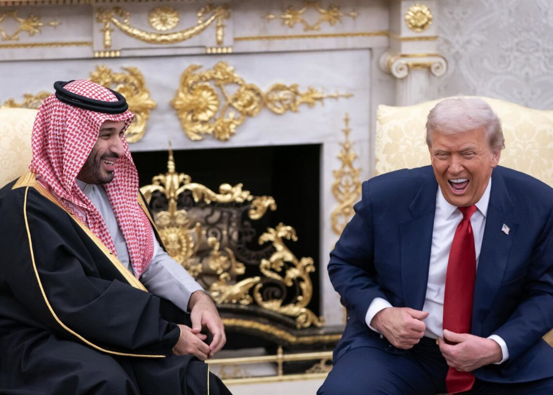 El presidente de los Estados Unidos, Donald J. Trump, se reúne con el príncipe heredero saudí, Mohammed bin Salman, en el Despacho Oval de la Casa BlancaEuropa Press/Contacto/Nathan Howard/POOL