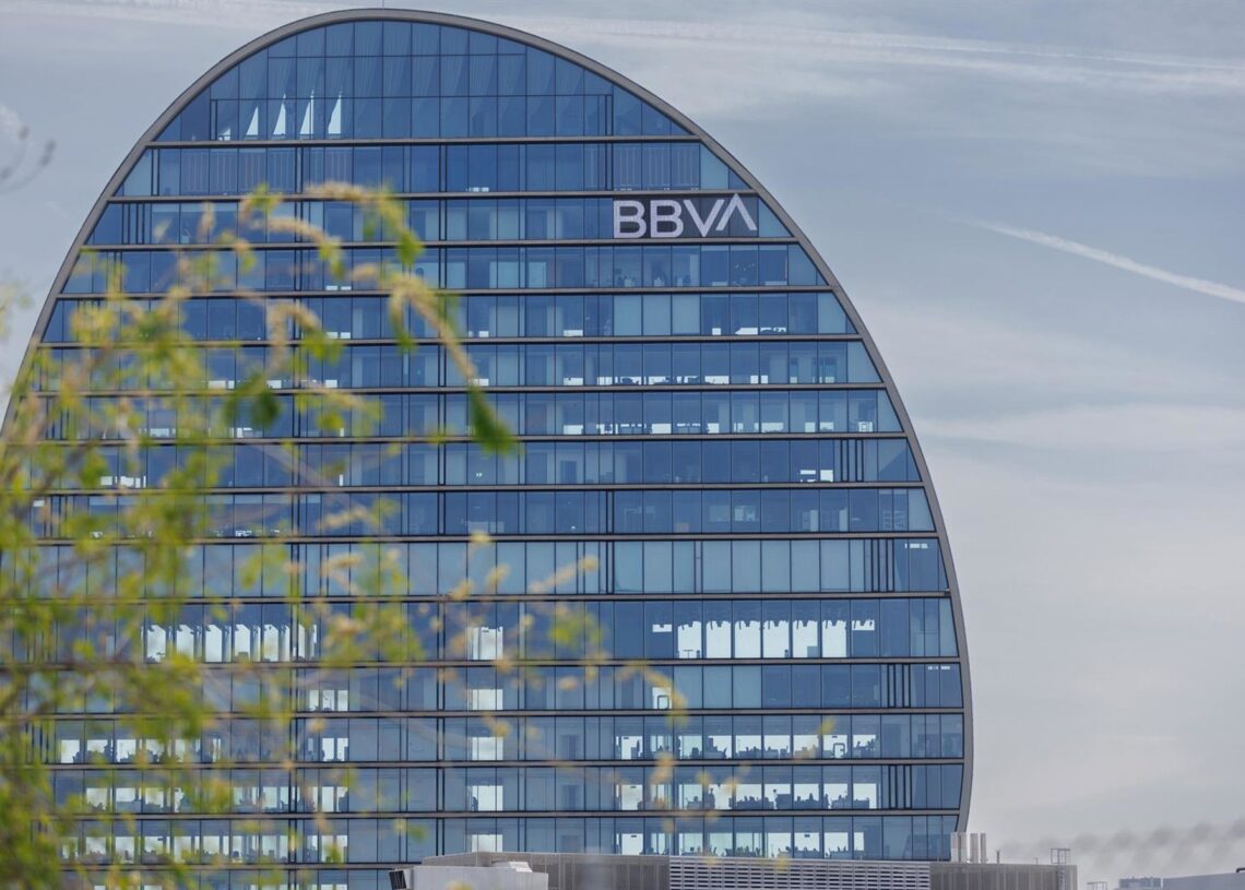 Archivo - Fachada del banco del BBVA en la ciudad del BBVA, en Madrid (España)Eduardo Parra - Europa Press - Archivo