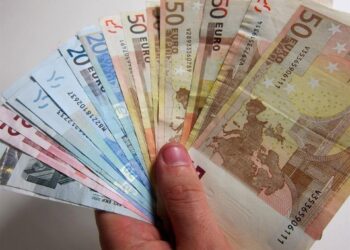 Archivo - DineroEUROPA PRESS - Archivo