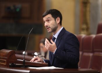 Imagen del ministro de Derechos Sociales, Consumo y Agenda 2030, Pablo Bustinduy, en el Congreso de los Diputados.Eduardo Parra - Europa Press
