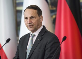 Archivo - Radoslaw Sikorski, ministro de Asuntos Exteriores de Polonia.Europa Press/Contacto/Attila Husejnow - Archivo