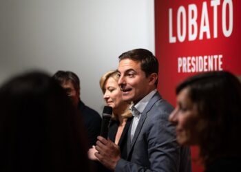 Archivo - El candidato del PSOE a la Presidencia de la Comunidad de Madrid, Juan Lobato, presenta su programa para las elecciones autonómicas del 28 de mayo, a 26 de abril de 2023, en Madrid (España).Matias Chiofalo - Europa Press - Archivo
