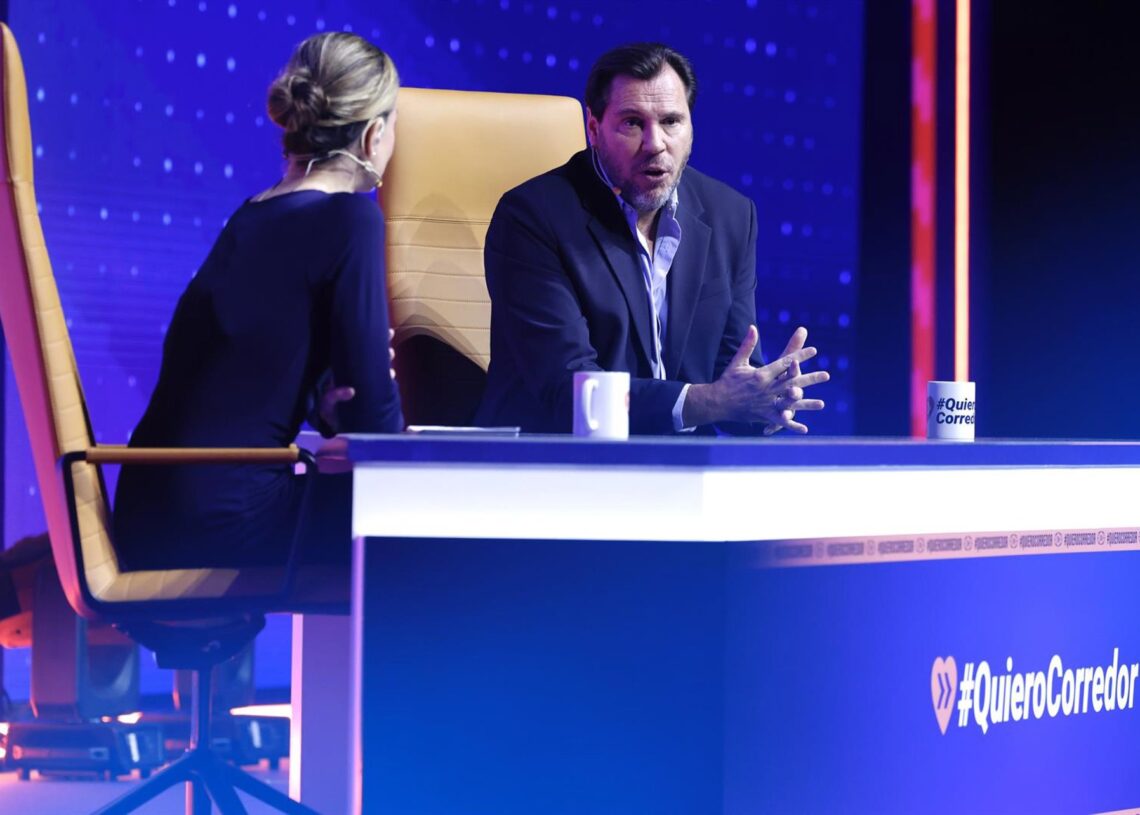 El ministro de Transportes, Óscar Puente, durante el Acto Empresarial #QuieroCorredor para reivindicar el Corredor Mediterráneo, celebrado en el Roig Arena de ValènciaROBER SOLSONA - EUROPA PRESS