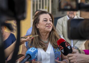 Archivo - La consejera de Desarrollo Educativo y Formación Profesional de la Junta de Andalucía, Carmen Castillo, atendiendo a los medios. Marian León - Europa Press - Archivo