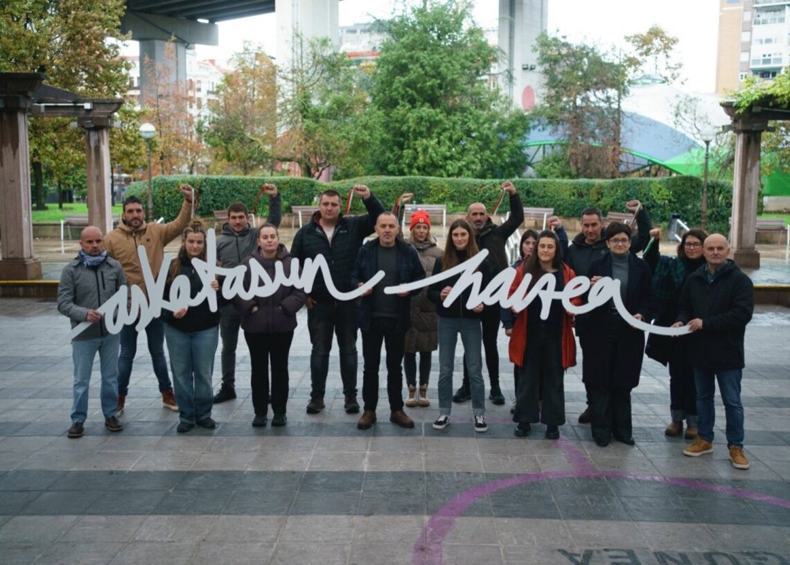 Acto de EH Bildu en el barrio de Rekalde de Bilbao con motivo del aniversario de Santi Brouard y Josu Muguruza.EH BILDU