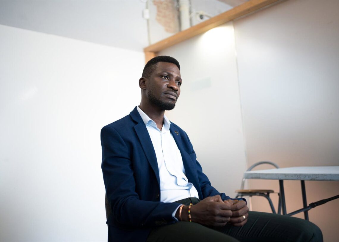 Archivo - El cantante, político y opositor ugandés Bobi Wine durante una entrevista para Europa Press, en el Impact Hub, a 20 de junio de 2023, en Madrid (España). Considerado como uno de los artistas más populares del este de África, Bobi Wine también esDiego Radamés - Europa Press - Archivo