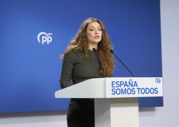Archivo - La vicesecretaria de Sanidad y Educación del PP, Ester Muñoz, durante una rueda de prensa posterior a la reunión del Comité de Dirección del Partido Popular, en la sede nacional del partido, a 2 de diciembre de 2024, en Madrid (España)Jesús Hellín - Europa Press - Archivo