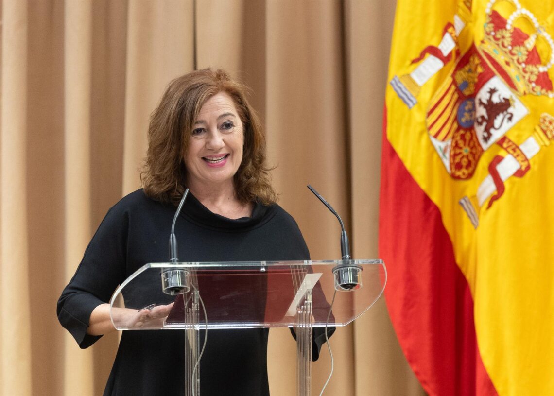 La presidenta del Congreso, Francina Armengol, durante el acto ‘50 años después: la Corona en el tránsito a la democracia’, a 21 de noviembre de 2025, en Madrid (España).Eduardo Parra - Europa Press