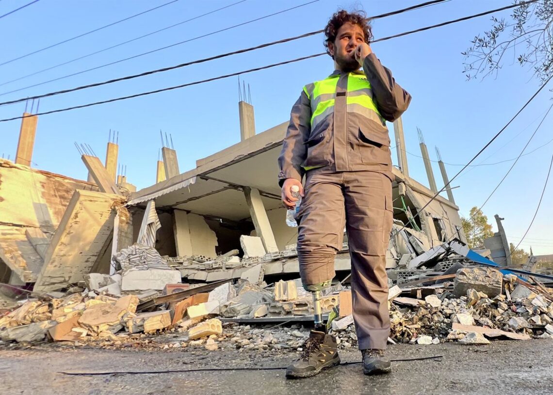 Bombardeo en Deir Kifa, en el sur de Líbano.Ali Hashisho / Xinhua News / ContactoPhoto