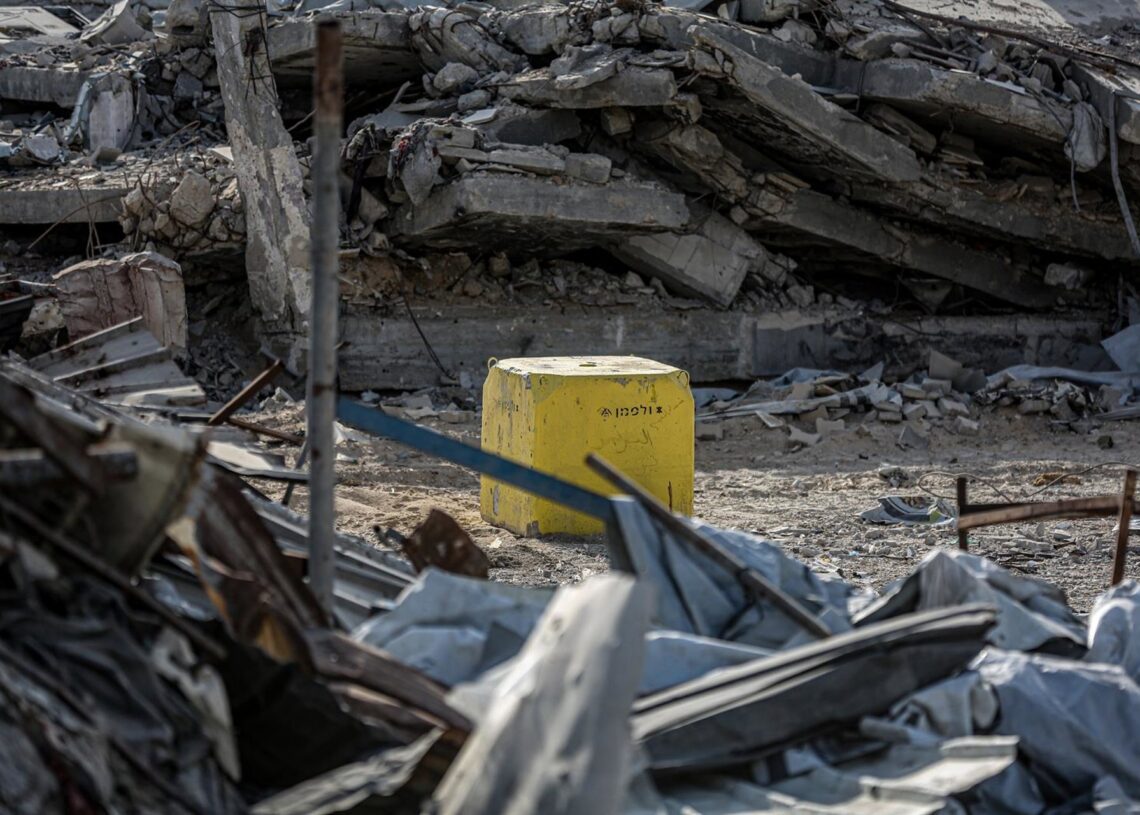 Punto de demarcación instalado por Israel para delimitar la 'línea amarilla', a la que se han replegado sus tropas en la Franja de Gaza tras el acuerdo alcanzado en octubre con Hamás para aplicar la primera fase de la propuesta de EEUU (archivo)Europa Press/Contacto/Omar Ashtawy