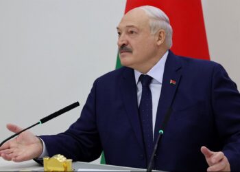 Archivo - El presidente de Bielorrusia, Alexander Lukashenko, en una rueda de prensa en Minsk tras votar en las elecciones de enero de 2025 (archivo)-/Belarusian Presidency/dpa - Archivo