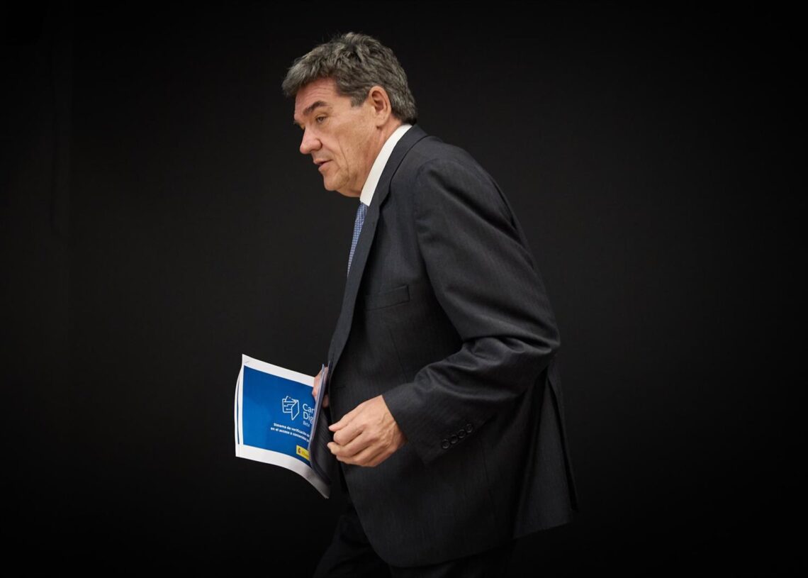 Archivo - El gobernador del Banco de España, José Luis Escrivá.Jesús Hellín - Europa Press - Archivo