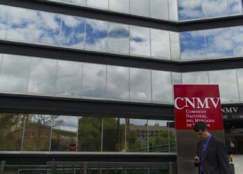 Archivo - Fachada de la Comisión Nacional del Mercado de Valores.EUROPA PRESS - Archivo