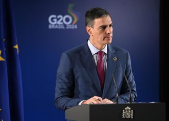 Archivo - El presidente del Gobierno, Pedro Sánchez, comparece ante la prensa, tras la III sesión plenaria sobre 'Desarrollo sostenible y transición energética', en el Museo de Arte Moderno, a 19 de noviembre de 2024, en Río de Janeiro (Brasil).Pool Moncloa/Borja Puig de la Bellacasa - Archivo