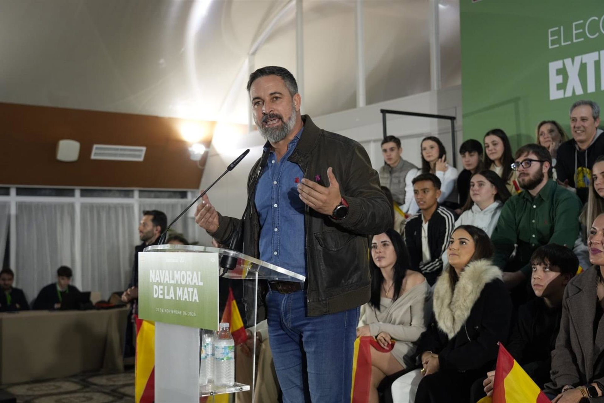 Abascal critica a Guardiola como la representante de las políticas de  Sánchez en Extremadura | Demócrata