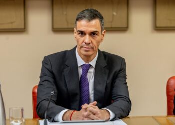 El presidente del Gobierno, Pedro Sánchez, asiste a la presentación de la serie de ficción 'Anatomía de un instante', en el Congreso de los Diputados, a 20 de noviembre de 2025, Madrid (España).Ricardo Rubio - Europa Press