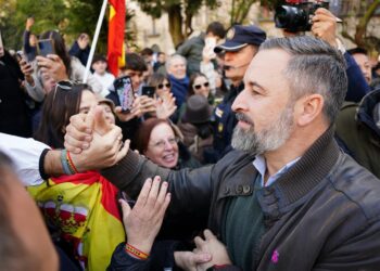 El presidente de VOX, Santiago Abascal, ofrece un mitin en la plaza de Los Bandos.Manuel Ángel Laya - Europa Press