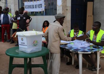 Archivo - Colegio electoral de Bissau, capital de Guinea-Bissau, durante las elecciones presidenciales de noviembre de 2019Europa Press/Contacto/Xing Jianqiao - Archivo