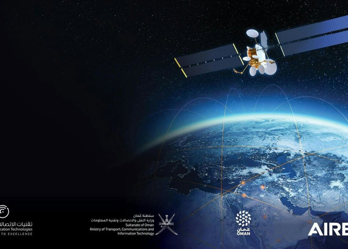 Archivo - Satélite OneSat de AirbusAIRBUS - Archivo