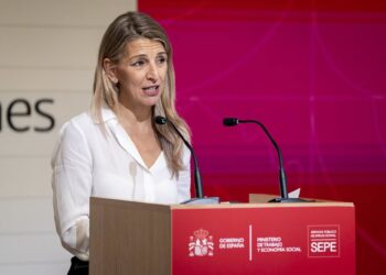 La vicepresidenta segunda y ministra de Trabajo y Economía Social, Yolanda Díaz, inaugura el acto de conmemoración del 40º aniversario del programa TándEM en la Galería de las Colecciones RealesA. Pérez Meca - Europa Press