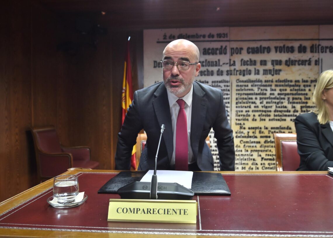 El delegado del Gobierno en la Comunidad de Madrid, Francisco Martín, comparece ante la Comisión de Investigación sobre el ‘caso Koldo’, en el Senado, a 24 de noviembre de 2025, en Madrid (España). Gustavo Valiente - Europa Press