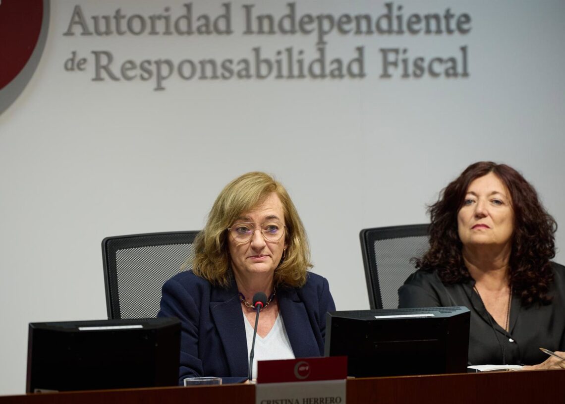 Archivo - La presidenta de AIReF, Cristina Herrero.Jesús Hellín - Europa Press - Archivo