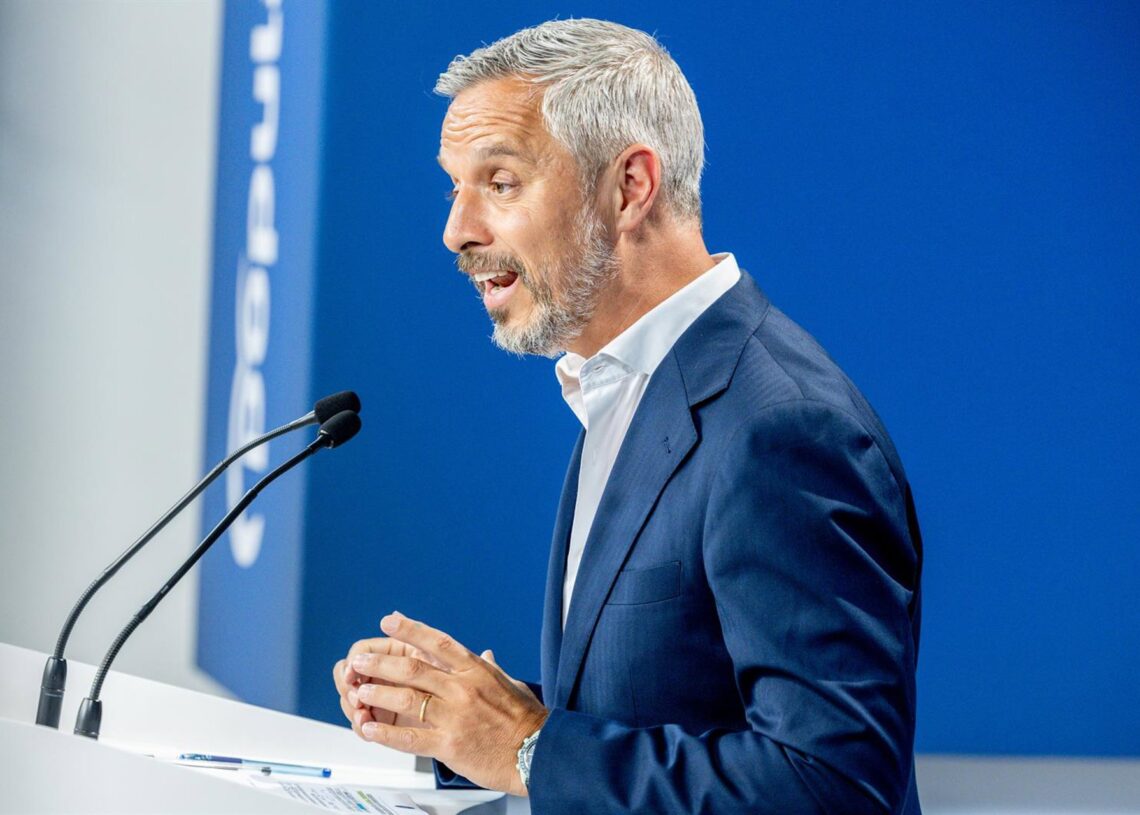 Archivo - El vicesecretario de Hacienda, Vivienda e Infraestructuras del PP, Juan Bravo (Fotografía de Archivo)Ricardo Rubio - Europa Press - Archivo