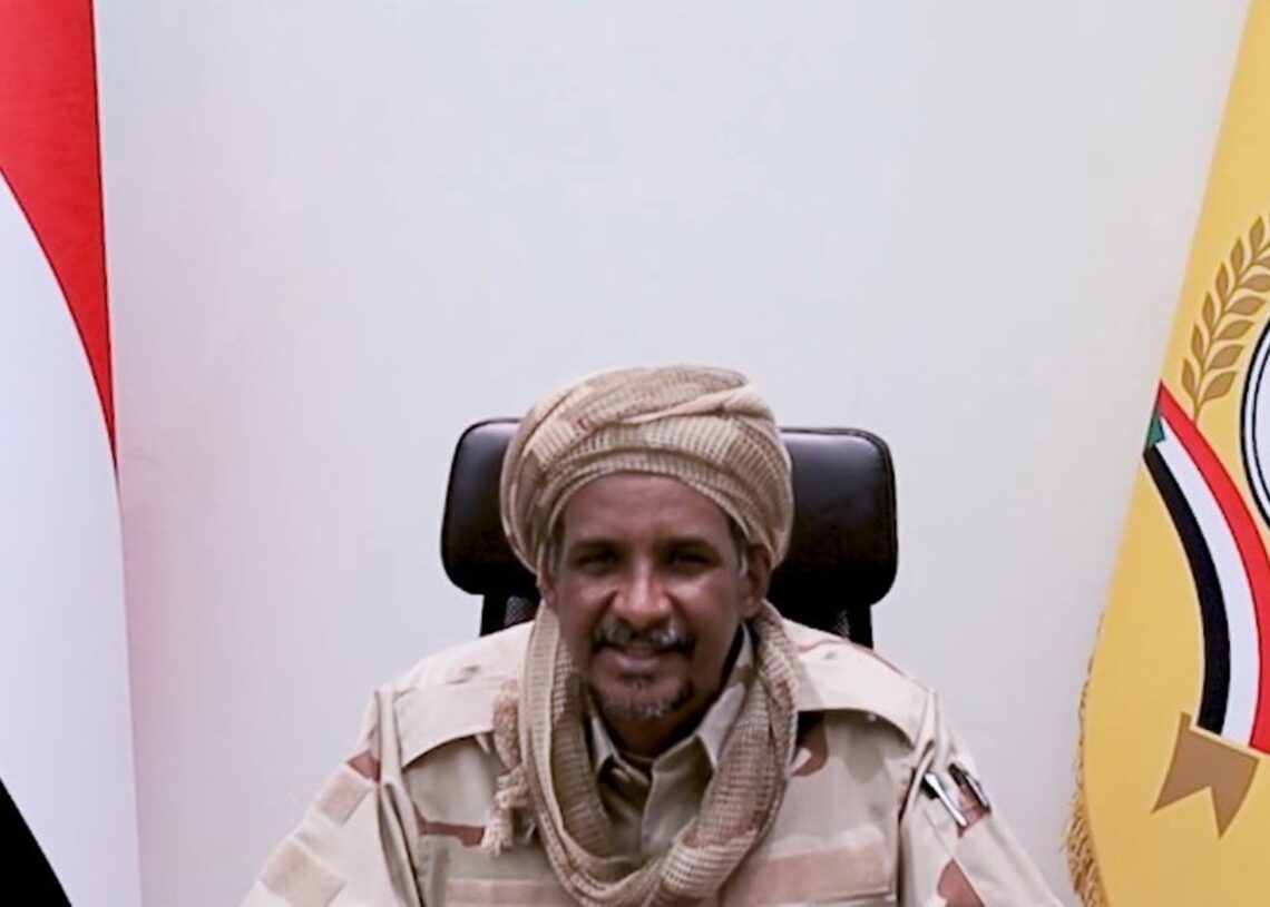 Archivo - Mohamed Hamdan Dagalo, alias 'Hemedti', líder de las RSFRSF/TELEGRAM - Archivo