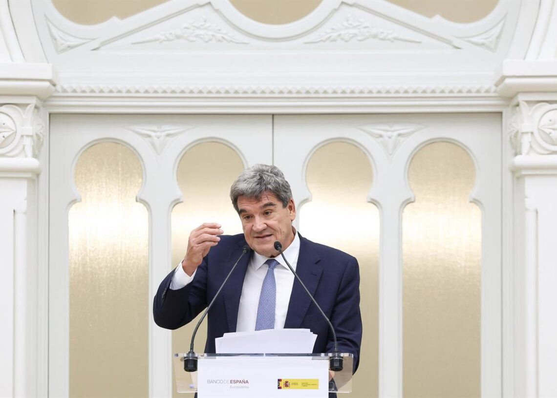 El gobernador del Banco de España, José Luis Escrivá, interviene durante una intervención en la sede del Banco de España, a 31 de octubre de 2025, en Madrid (España).Marta Fernández - Europa Press