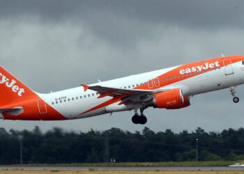 Archivo - Avión de easyJet.Wolfgang Kumm/dpa - Archivo