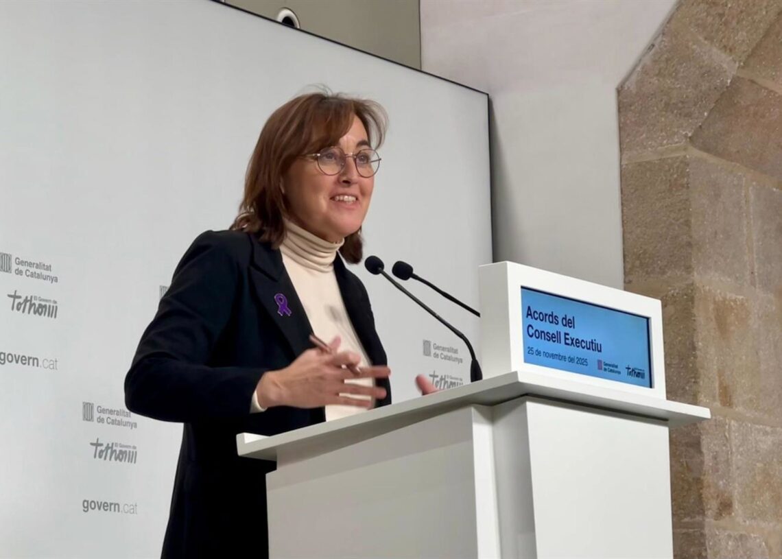 La portavoz y consellera de Territorio de la Generalitat, Sílvia Paneque, en rueda de prensa.EUROPA PRESS