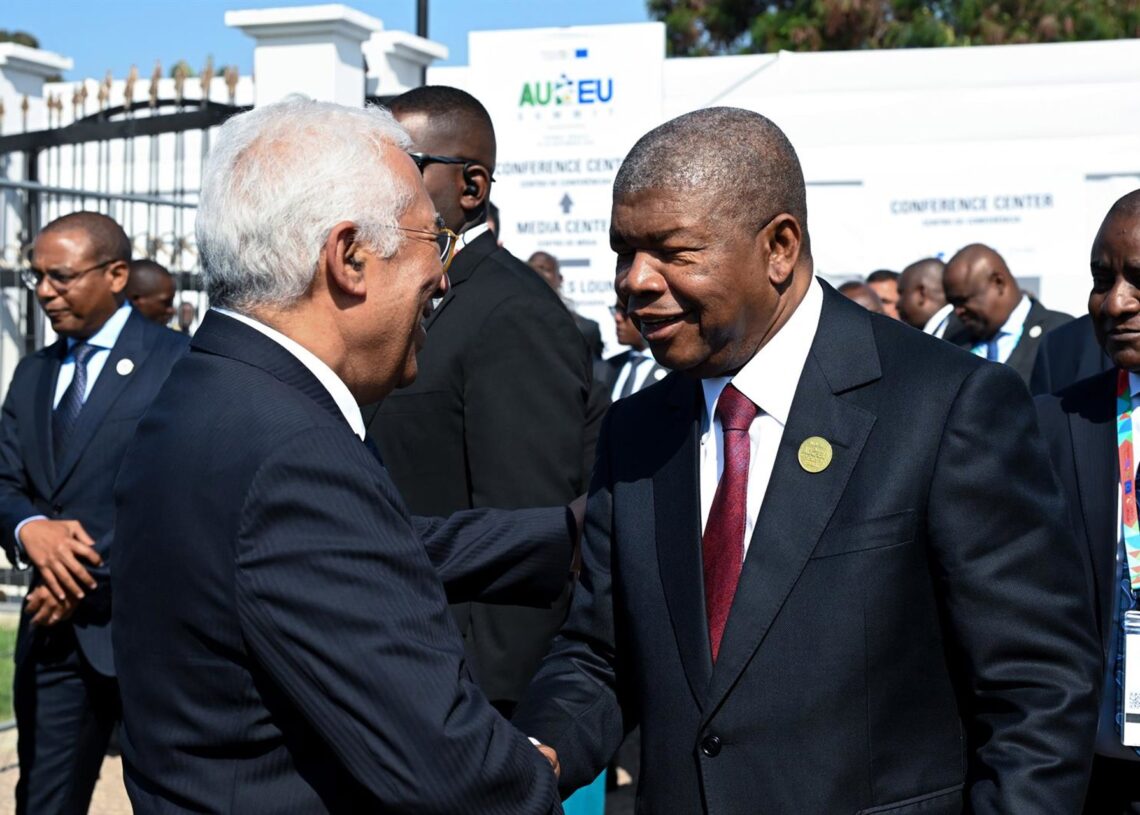 El presidente del Consejo Europeo, Antonio Costa, y el presidente de Angola, Joao Lourenço, en el marco de la cumbre UE-UA.FREDERIC SIERAKOWSKI // EUROPEAN COUNCIL