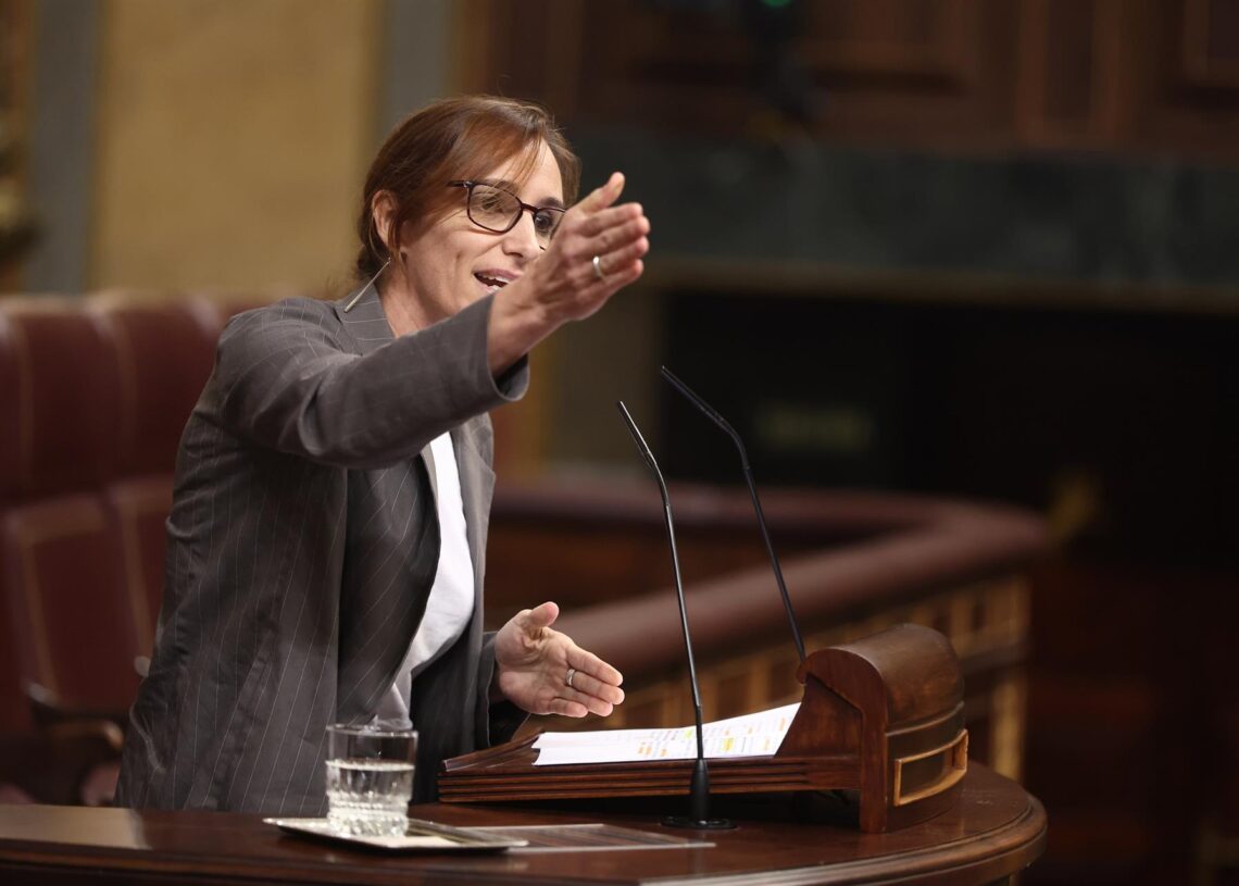 La ministra de Sanidad, Mónica García, interviene durante una sesión de control al Gobierno, en el Congreso de los Diputados, a 19 de noviembre de 2025, en Madrid (España).Eduardo Parra - Europa Press