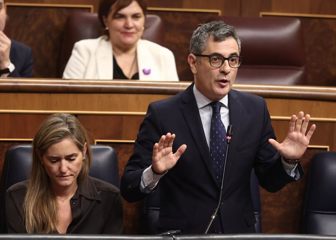 El ministro de la Presidencia, Justicia y Relaciones con las Cortes, Félix Bolaños, durante una sesión de control al Gobierno, en el Congreso de los Diputados, a 26 de noviembre de 2025, en Madrid (España). Eduardo Parra - Europa Press