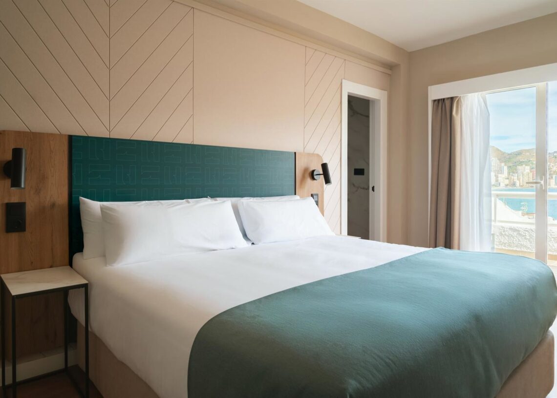 Limehome inaugura su primer alojamiento en Benidorm tras una reforma de 1,5 millones.LIMEHOME