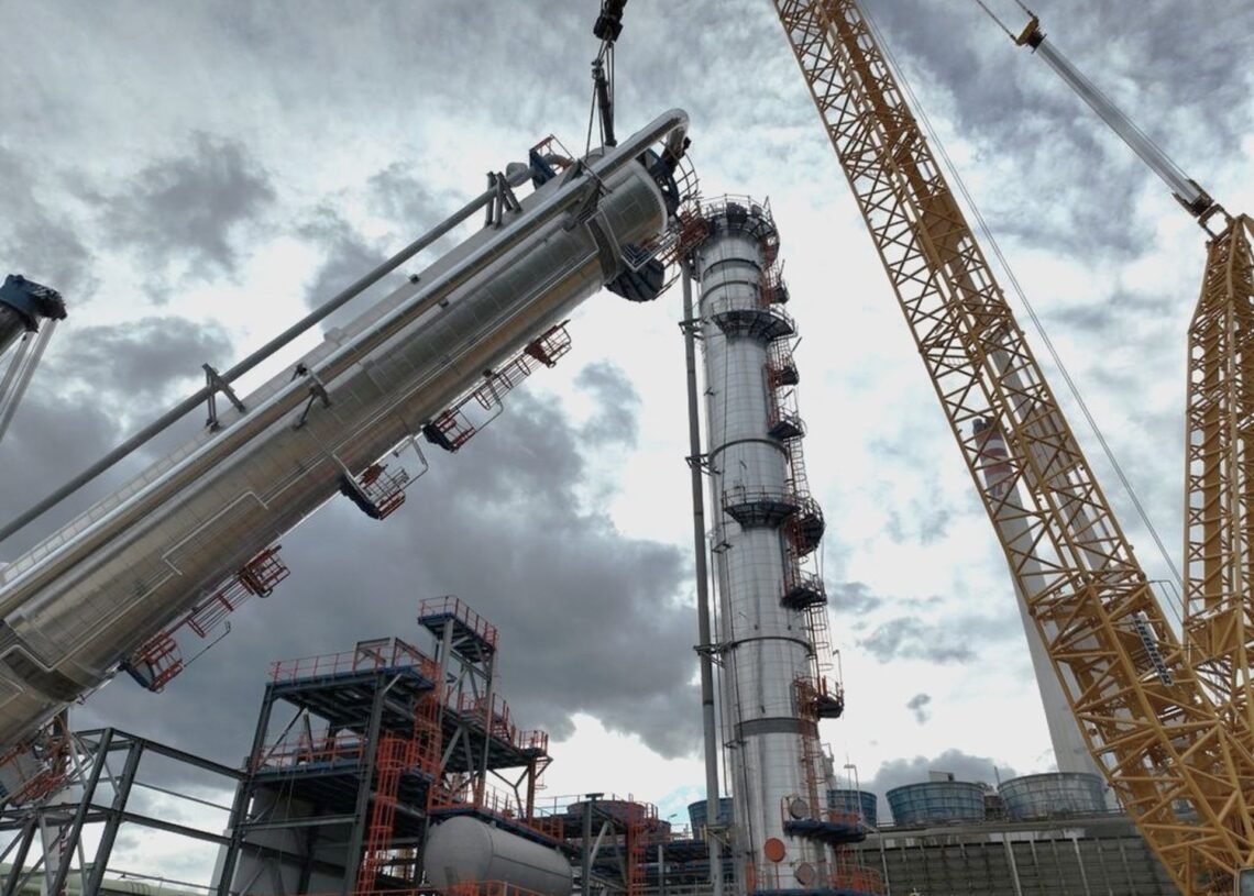 Proyecto de Petronor para una nueva torre de propilenoPETRONOR