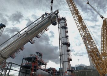 Proyecto de Petronor para una nueva torre de propilenoPETRONOR