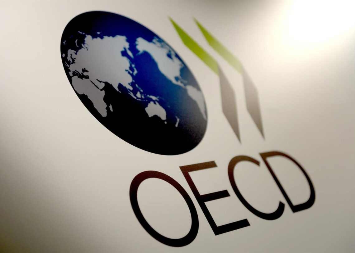 Archivo - FILED - 27 May 2015, Berlin: The logo of the Organization for Economic Co-operation and Development (OECD) is pictured in Berlin. OECD has yet again revised its forecast for economic growth in Germany downwards and now sees only miniscule growthBritta Pedersen/dpa-Zentralbild/ - Archivo