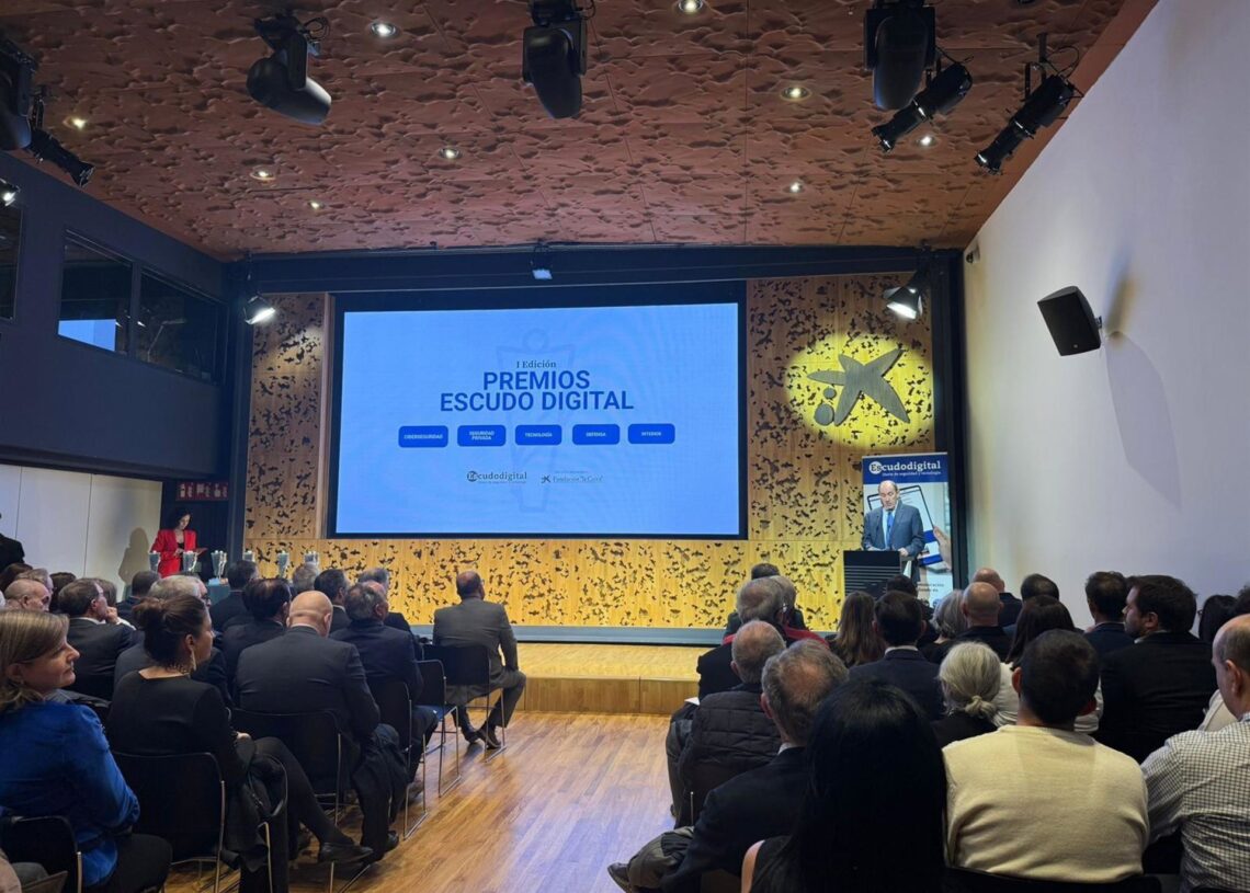 Premios Escudo DigitalESCUDO DIGITAL